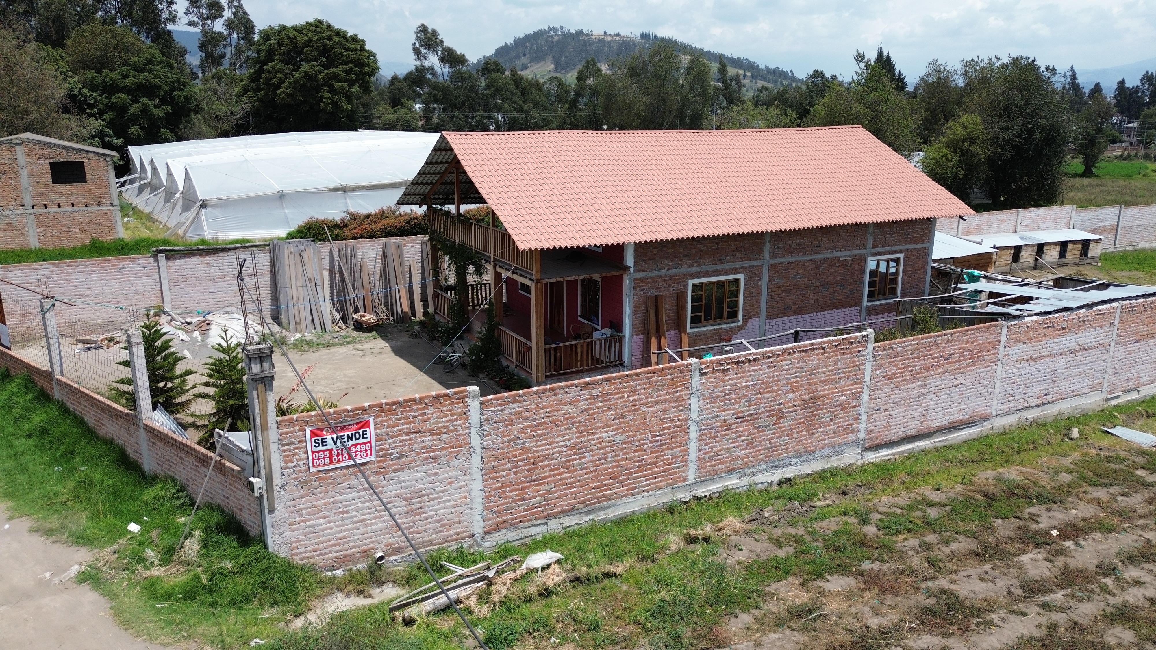 CASA MAS TERRENO SECTOR EL SHUYO 